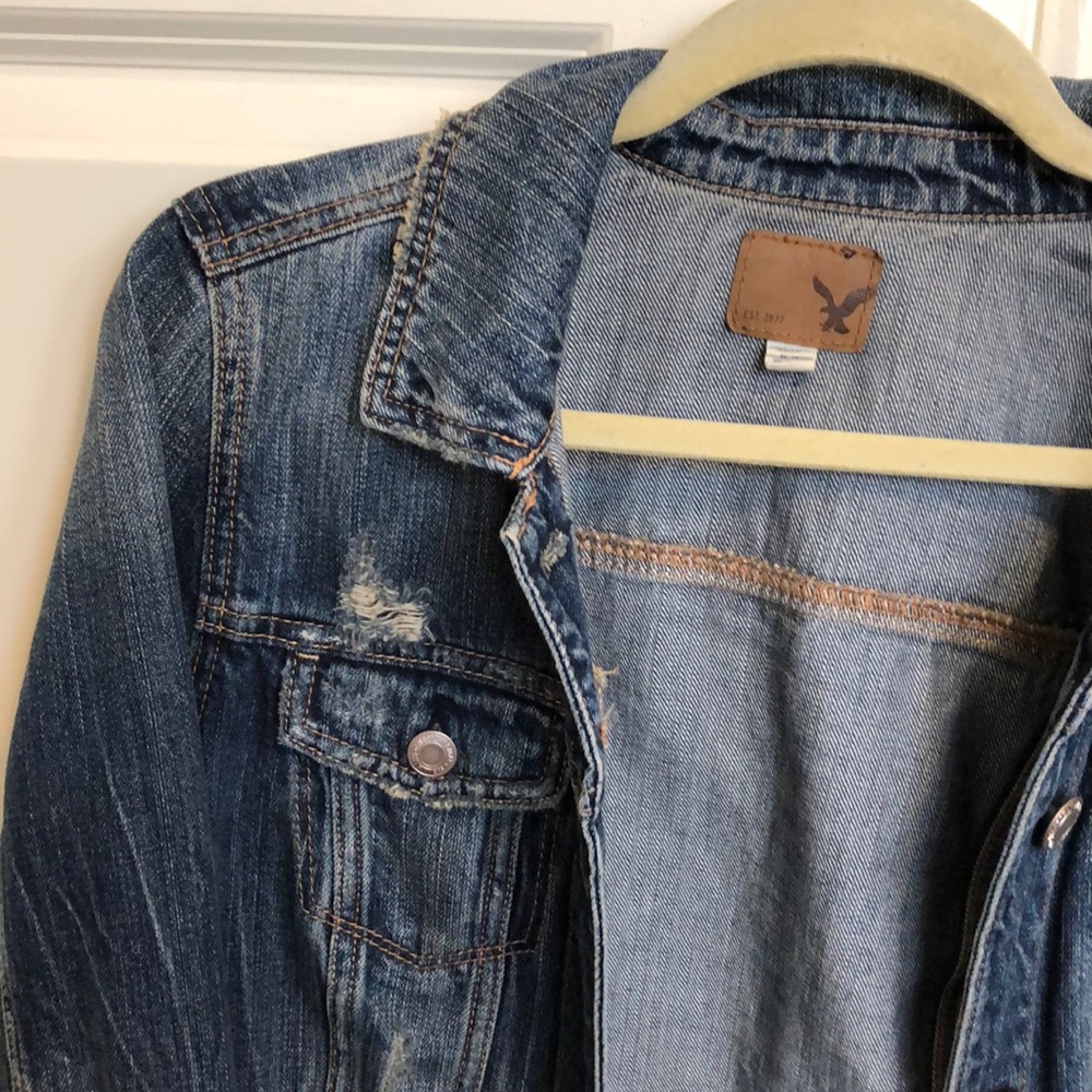 Distressed Denim jacket - Picture 6 of 8